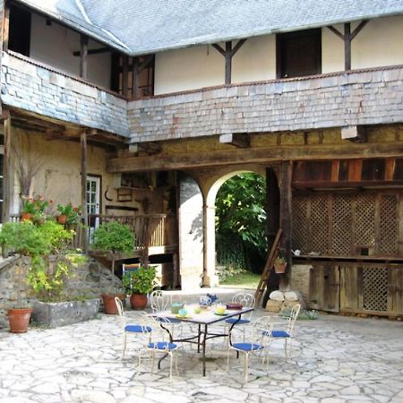 La Ferme Dague Bed & Breakfast Lasseube Exterior photo