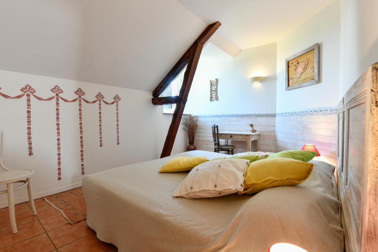 La Ferme Dague Bed & Breakfast Lasseube Exterior photo