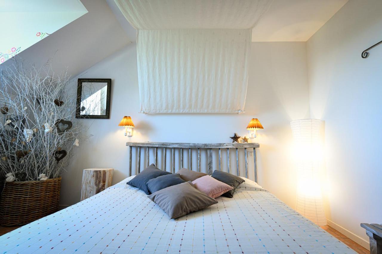 La Ferme Dague Bed & Breakfast Lasseube Exterior photo